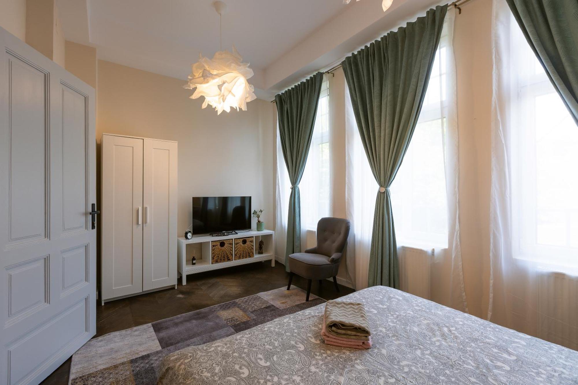 Central Charm - 2Br Apartment Timişoara Exteriör bild